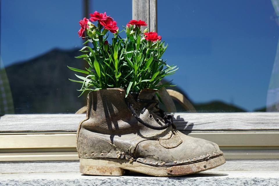 Enzianhuette Berggasthaus Sankt Leonhard in Passeier Buitenkant foto